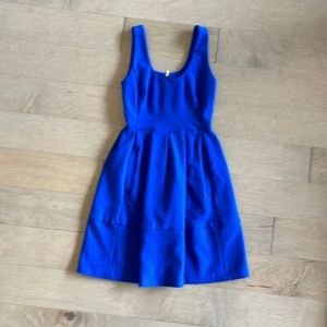 BR Ribbed Ponte Dress